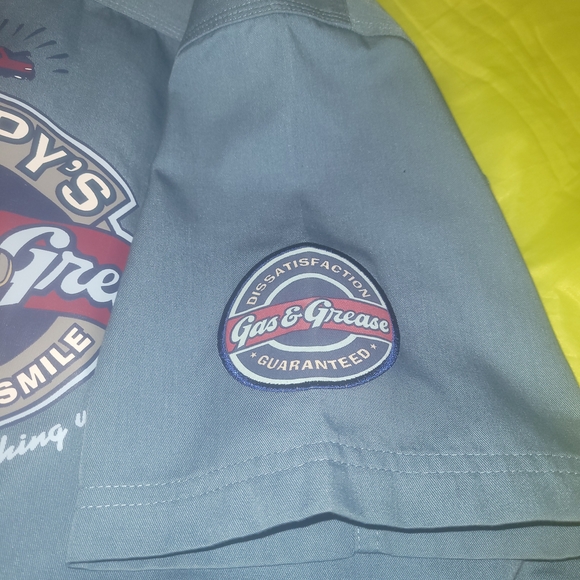 Disney Men's Short-Sleeve Button-Down Work Shirt in Gray - Picture 4 of 4